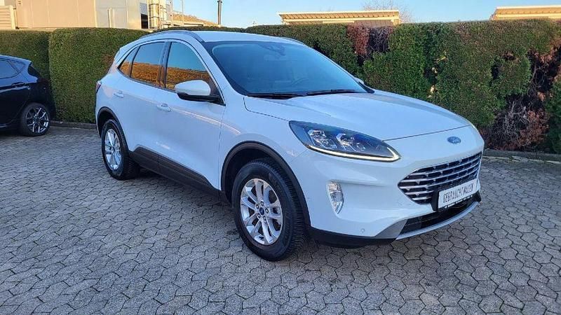 Weiß Gebraucht 2022 Ford Kuga Titanium X SUV | 24.900 € (Fairer Preis) - Bild 1/4
