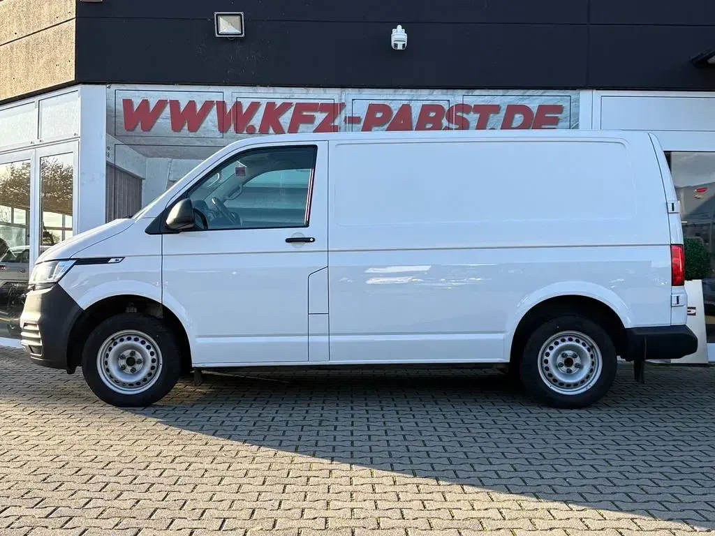 Używany VW Transporter 90 KM (66 kW) 2021 Biały Van
