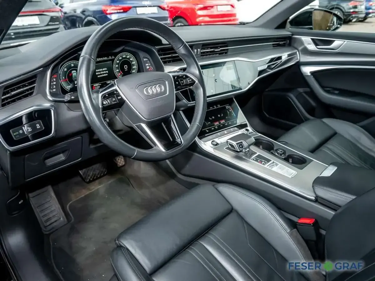 Gebraucht Audi A6 Ambiente 286 PS (210 kW) 2021 Mythosschwarz metallic Kombi