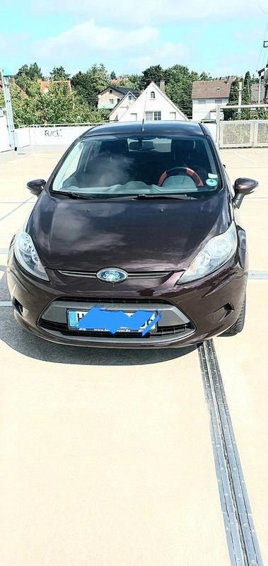 Rot Gebraucht 2009 Ford Fiesta Trend Kleinwagen | 2.690 € (Fairer Preis) - Bild 1/4