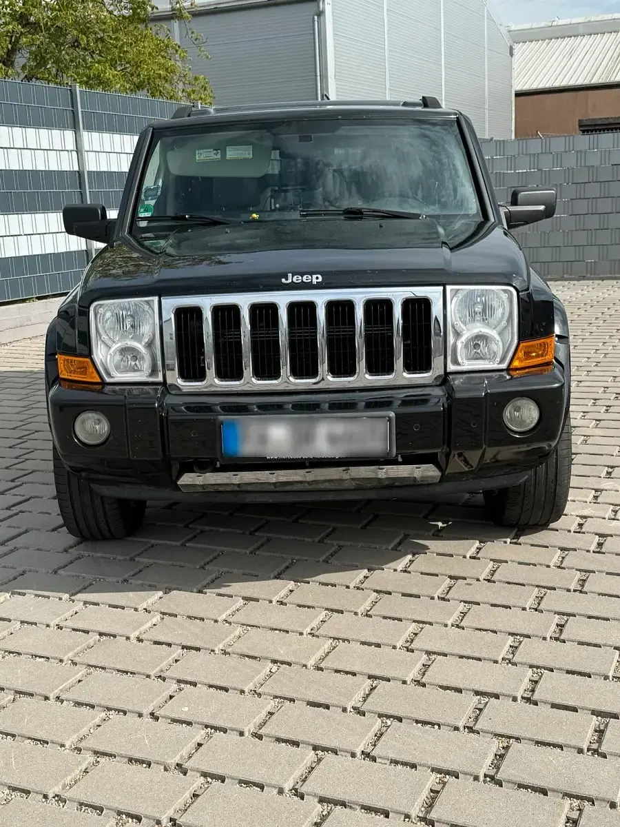 Usata Jeep Commander 218 CV (160 kW) 2006 Nero SUV