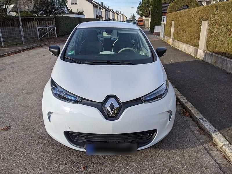 Gebraucht Renault Zoe 67 kW (92 PS) 2019 Weiß Kleinwagen