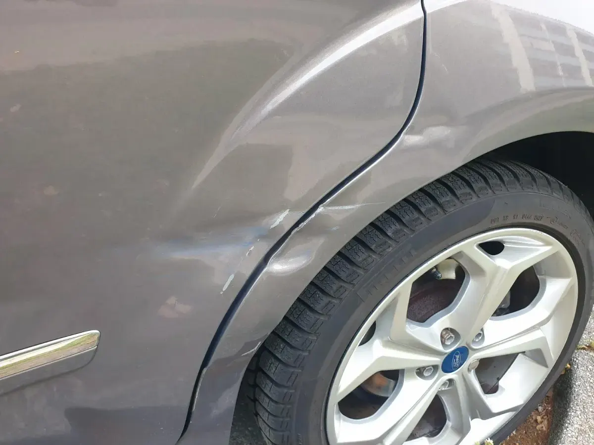 Gebraucht Ford Galaxy 200 PS (147 kW) 2012 Silber Van / Kleinbus