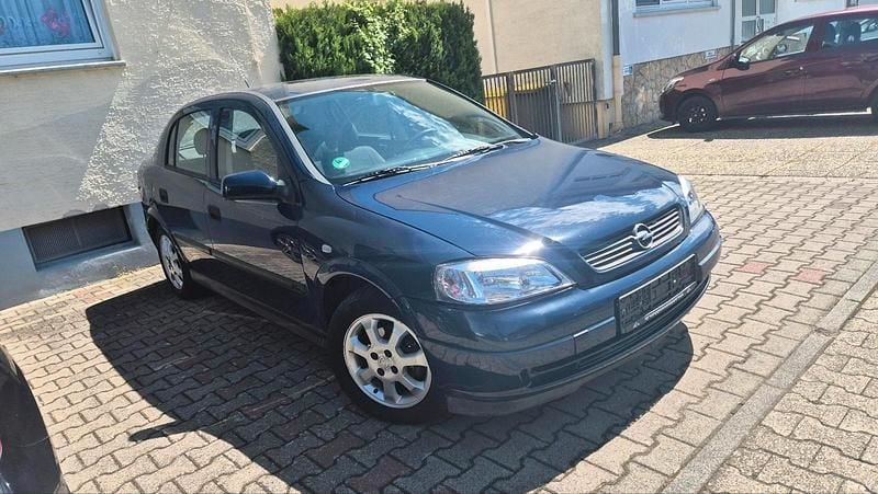 Blau Gebraucht 2002 Opel Astra Kombi | 1.200 € (Fairer Preis) - Bild 1/4