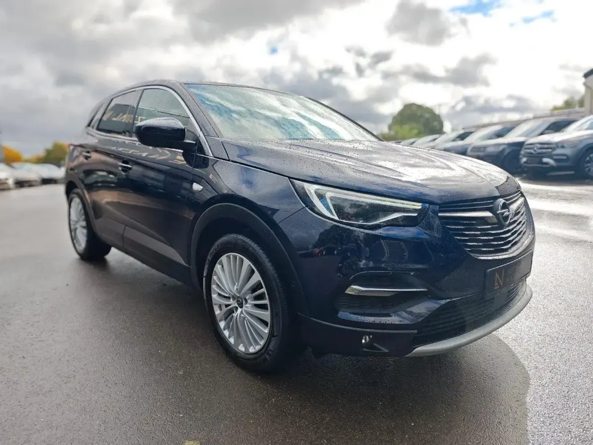 Gebraucht Opel Grandland X Dynamic 131 PS (96 kW) 2018 Violet SUV