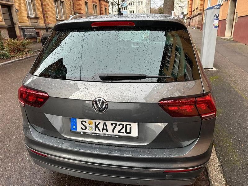 Gebraucht VW Tiguan Highline 179 PS (131 kW) 2017 Silber SUV