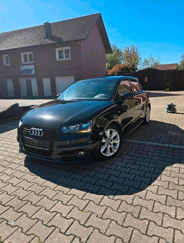 Schwarz Gebraucht 2014 Audi A1 S-Line Kleinwagen | 7.550 € (Guter Preis) - Bild 1/4
