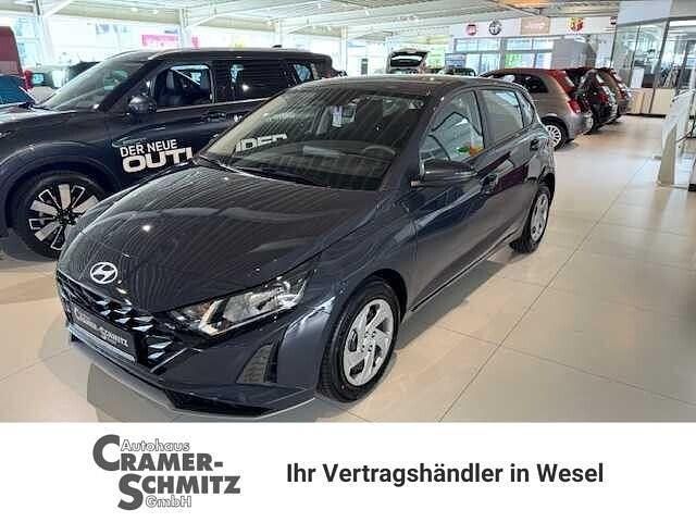 Aurora grey Neu 2025 Hyundai i20 Select Kleinwagen | 19.490 € (Fairer Preis) - Bild 1/4