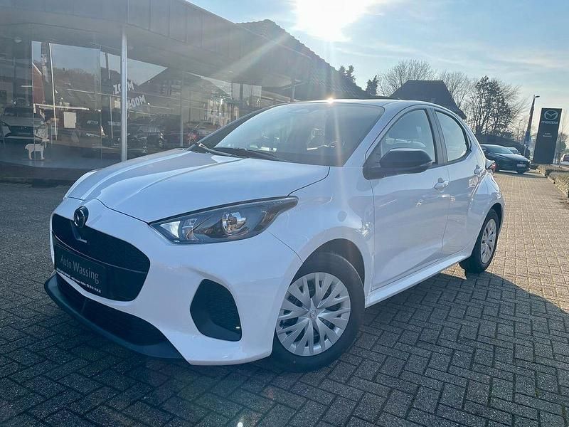 Gebraucht Mazda 2 116 PS (85 kW) 2023 Weiß Kleinwagen