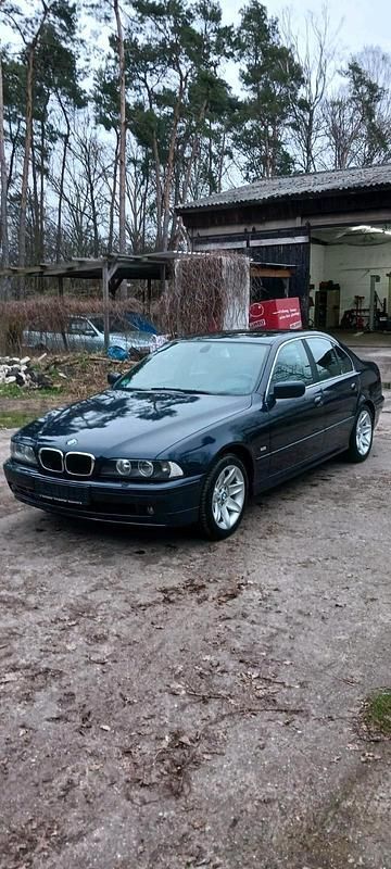 Blau Gebraucht 2000 BMW 530 Limousine | 4.850 € (Superpreis) - Bild 1/4
