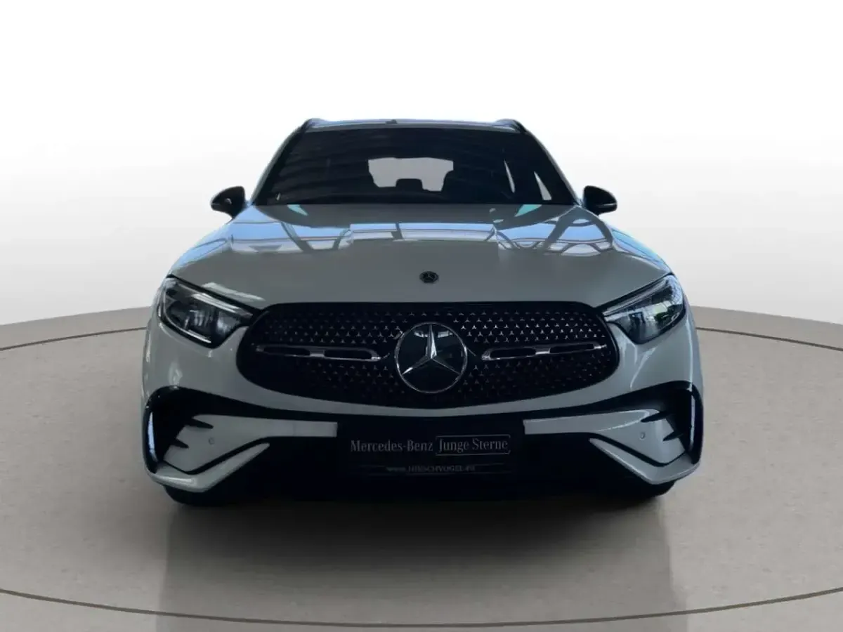 Gebraucht Mercedes GLC220 AMG line 197 PS (144 kW) 2025 Weiß SUV