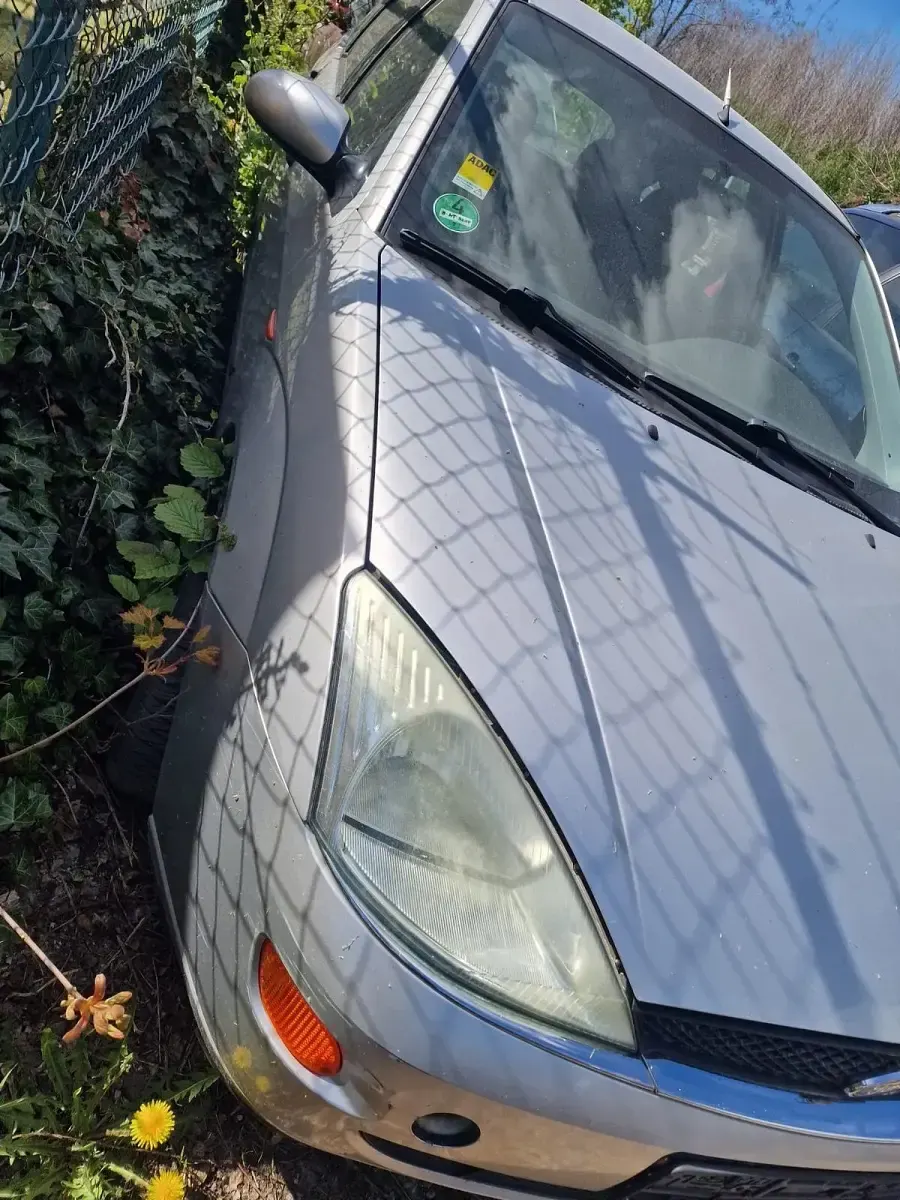 Second-hand Ford Focus 80 CP (58 kW) 2000 Gri Berlinǎ