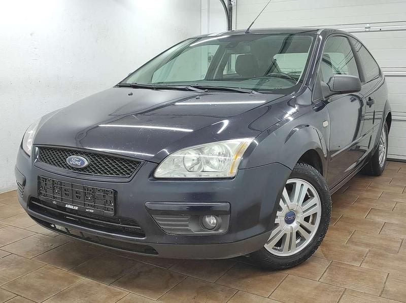 Gebraucht Ford Focus 80 PS (58 kW) 2007 Blau Kleinwagen