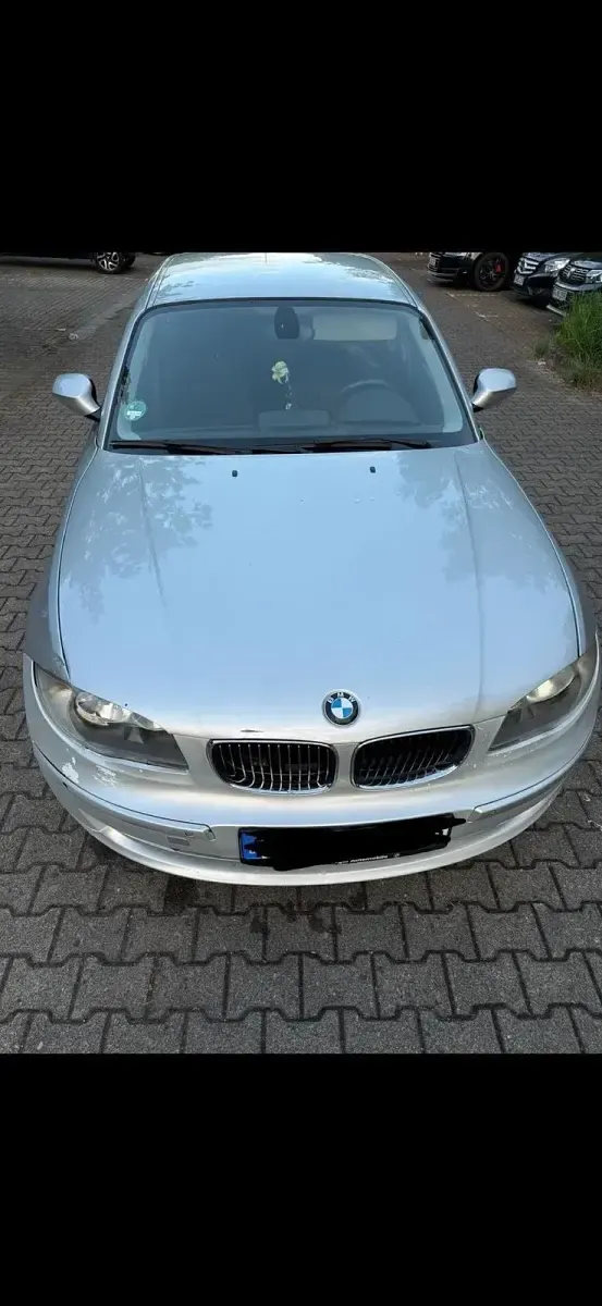 Gebraucht BMW 118 143 PS (105 kW) 2011 Grau Kleinwagen