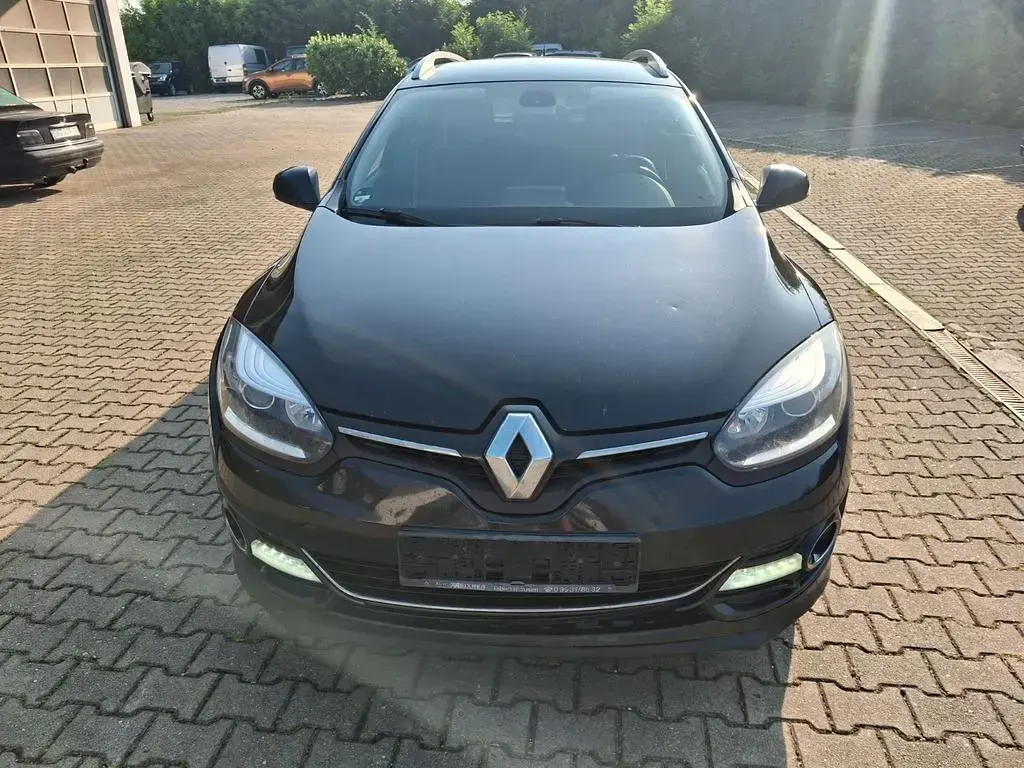 Gebraucht Renault Mégane III Bose Edition 131 PS (96 kW) 2014 Schwarz Limousine