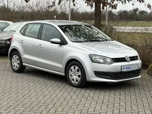 Gebraucht VW Polo Trendline 60 PS (44 kW) 2012 Reflexsilber metallic Kleinwagen