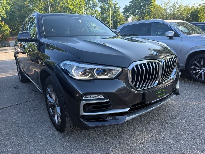 Sophistograu brillanteffekt Gebraucht 2020 BMW X5 Sport Line SUV | 47.990 € (Guter Preis) - Bild 1/4