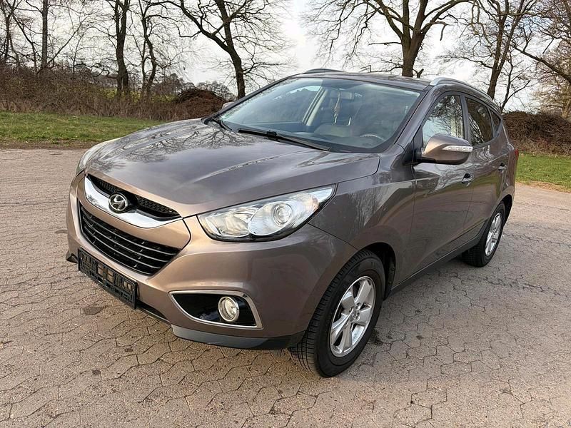 Gebraucht Hyundai ix35 135 PS (99 kW) 2012 Braun SUV