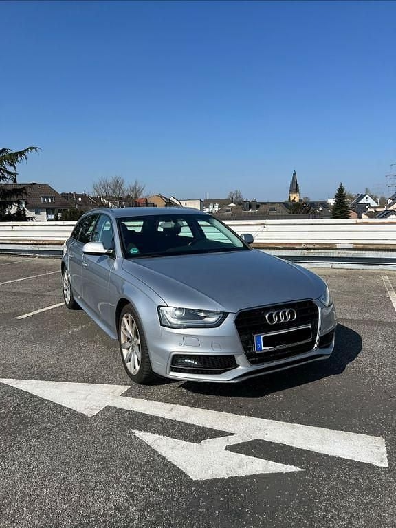 Gebraucht Audi A4 S-Line 177 PS (130 kW) 2014 Silber Limousine