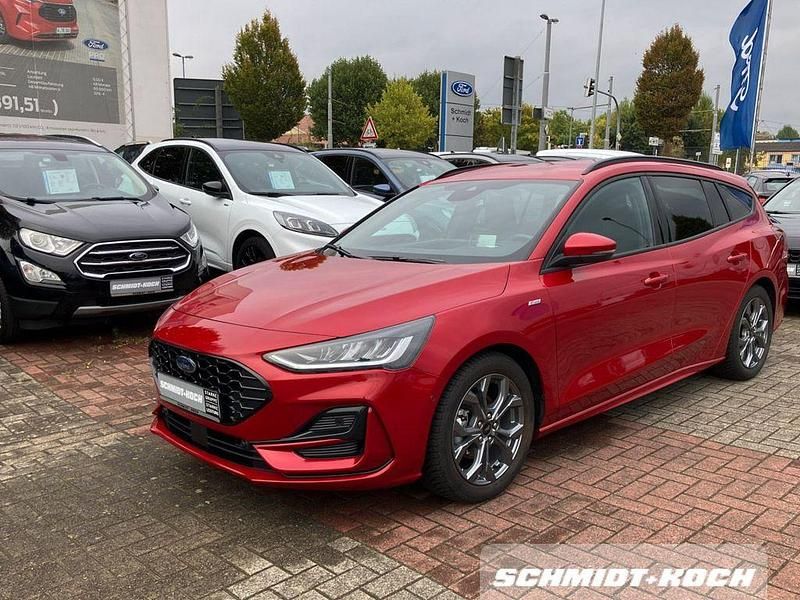 Gebraucht Ford Focus ST-Line X 155 PS (114 kW) 2024 Rot Limousine