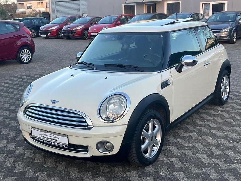 Weiß Gebraucht 2008 Mini ONE Kleinwagen | 3.990 € (Etwas zu teuer) - Bild 1/4
