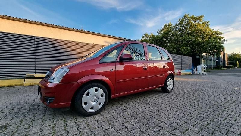 Rot Gebraucht 2006 Opel Meriva Cosmo Van / Kleinbus | 1.000 € (Superpreis) - Bild 1/4