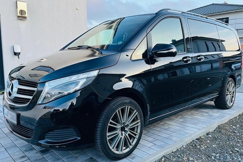 Gebraucht Mercedes V250 190 PS (139 kW) 2015 Schwarz Van / Kleinbus