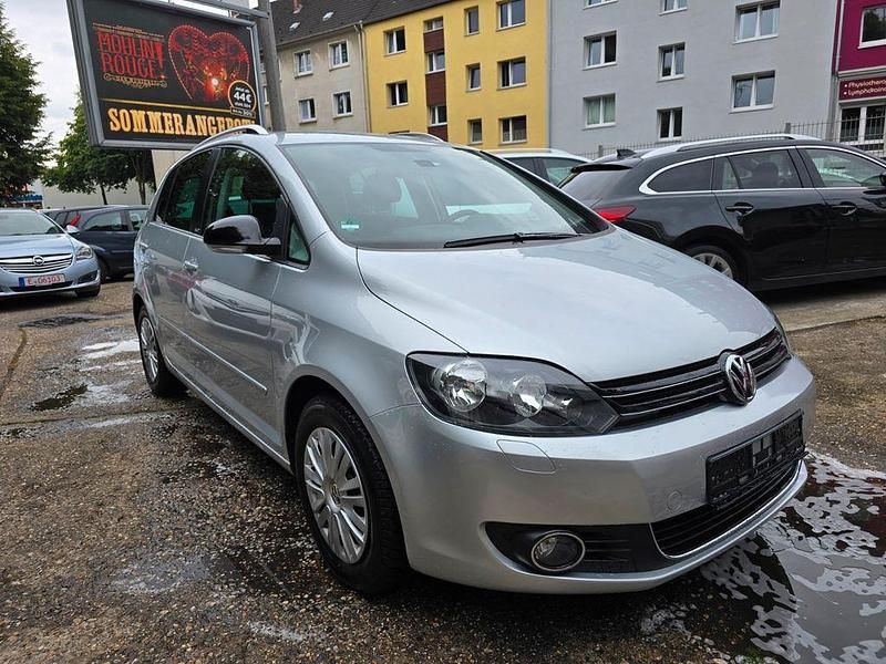 Silber Gebraucht 2012 VW Golf VII Style Limousine | 6.200 € (Superpreis) - Bild 1/4