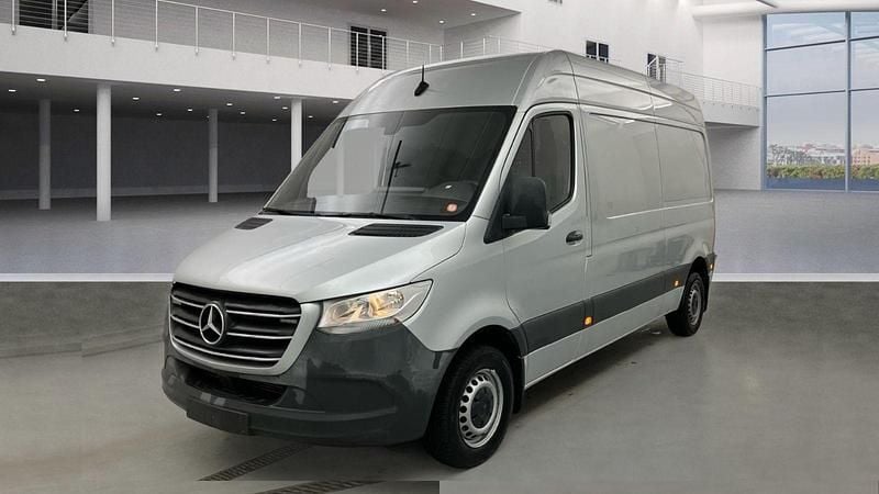 Gebraucht Mercedes Sprinter 143 PS (105 kW) 2018 Silber Van