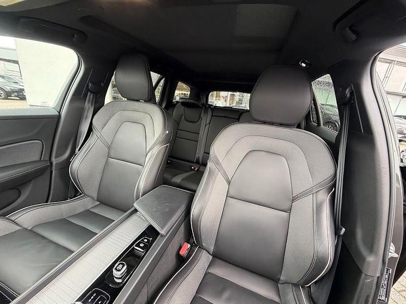 Gebraucht Volvo V60 Plus 197 PS (144 kW) 2025 Grau Kombi
