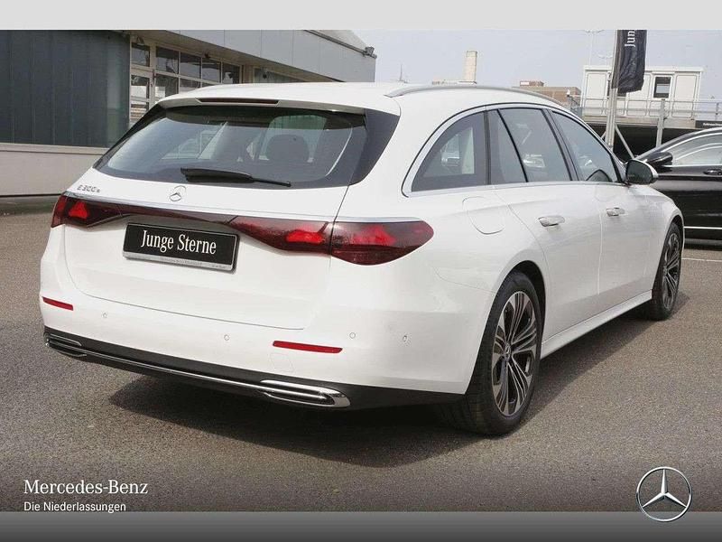 Gebraucht Mercedes E300 Advanced 204 PS (150 kW) 2024 Weiß Limousine