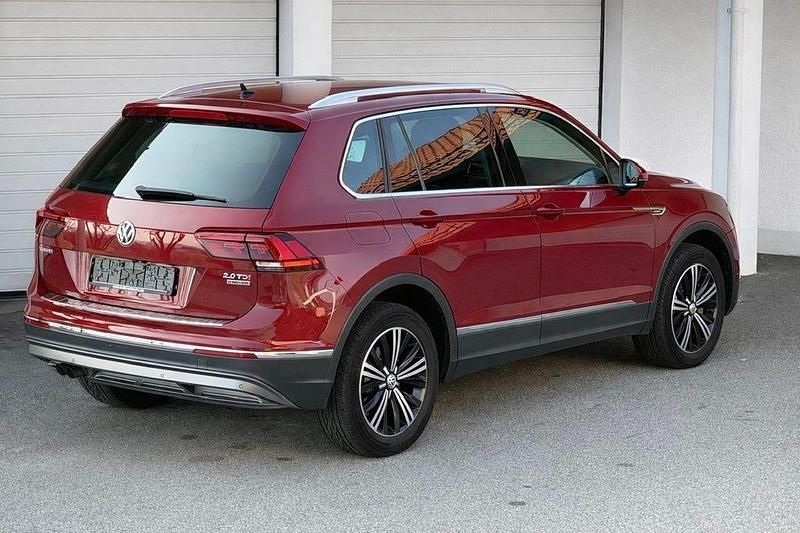 Gebraucht VW Tiguan Highline 190 PS (139 kW) 2017 Rot SUV