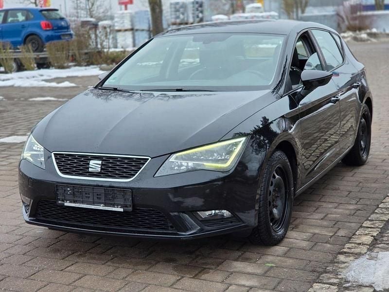 Schwarz Gebraucht 2014 Seat Leon I-Tech Limousine | 5.290 € (Teuer) - Bild 1/4