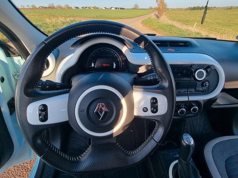 Gebraucht Renault Twingo 69 PS (50 kW) 2017 Blau Kleinwagen