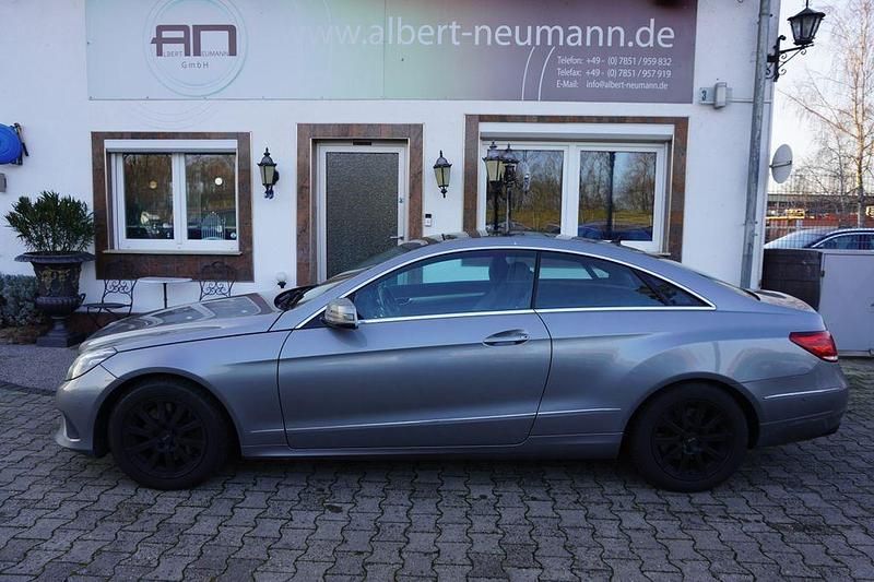 Gebraucht Mercedes E250 204 PS (150 kW) 2014 Grau Coupé