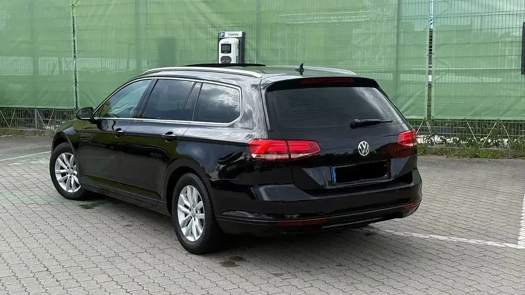 Gebraucht VW Passat 150 PS (110 kW) 2015 Schwarz Kombi