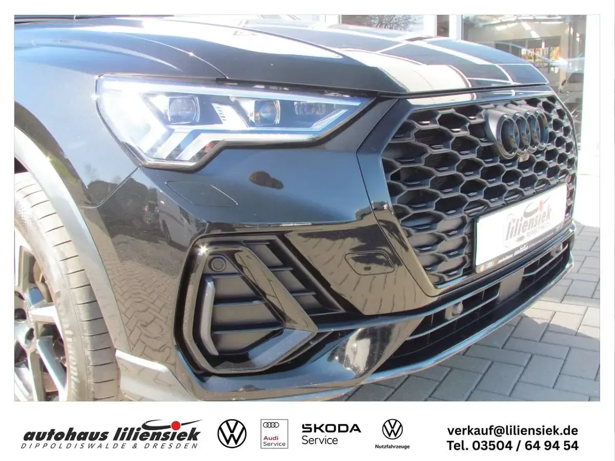 Gebraucht Audi Q3 Sportback S-Line 245 PS (180 kW) 2023 Mythosschwarz metallic SUV