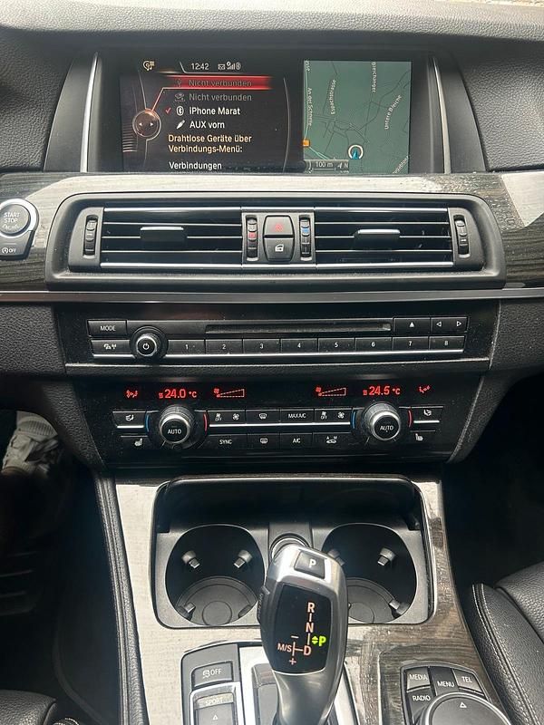 Gebraucht BMW 530 258 PS (189 kW) 2015 Schwarz Kombi