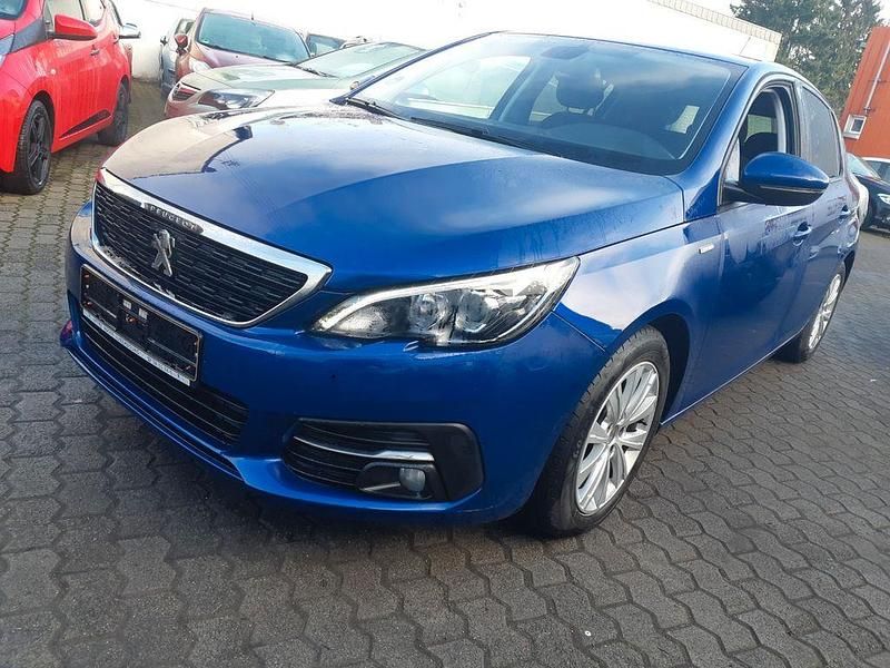 Blau Gebraucht 2018 Peugeot 308 Style Limousine | 7.990 € (Fairer Preis) - Bild 1/4