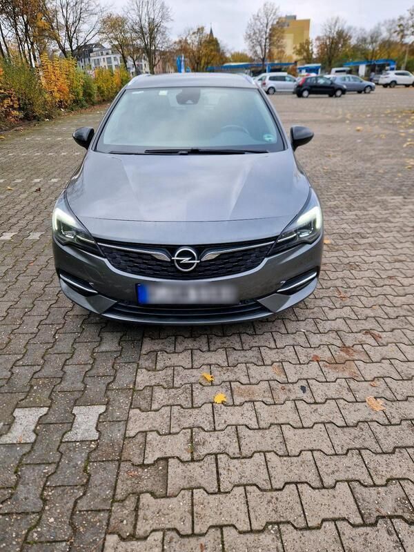 Silber Gebraucht 2021 Opel Astra Design Edition Kombi | 11.990 € (Guter Preis) - Bild 1/4