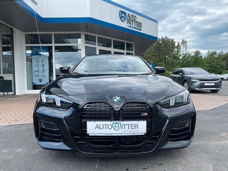 Gebraucht BMW M440 M Sport 340 PS (250 kW) 2025 Black sapphire metallic/schwar Limousine