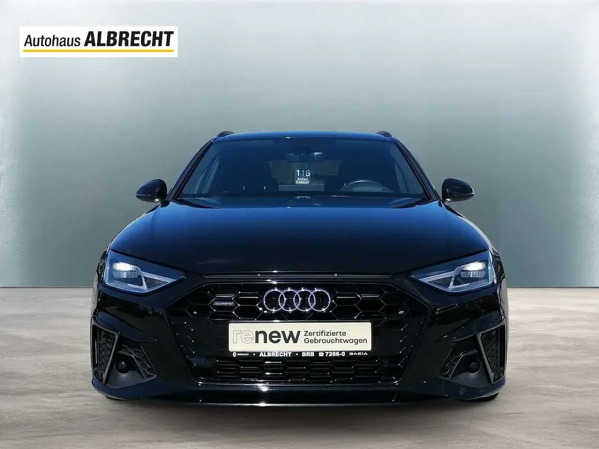 Gebraucht Audi A4 S-Line 245 PS (180 kW) 2019 Mythosschwarz metallic, mythos Kombi