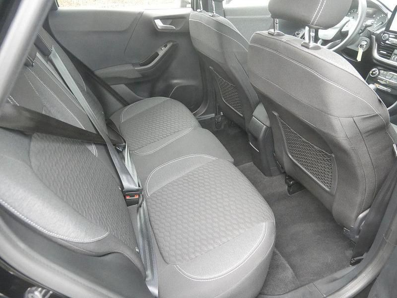 Gebraucht Ford Puma Titanium 125 PS (91 kW) 2022 Schwarz SUV