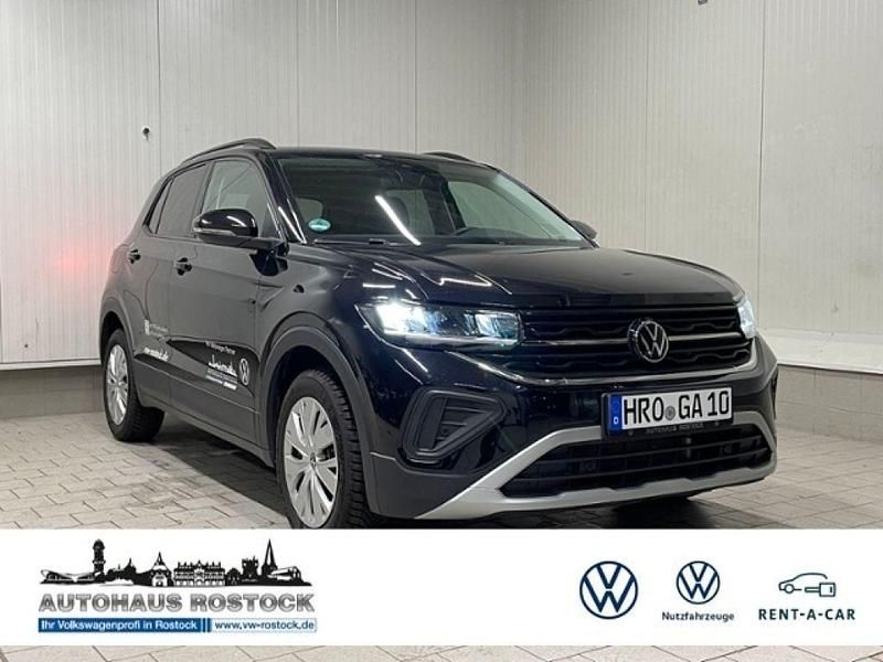 Deep black perleffekt (metallic) Gebraucht 2024 VW T-Cross Life SUV | 23.989 € (Fairer Preis) - Bild 1/4