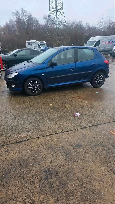 Blau Gebraucht 2006 Peugeot 206 Kleinwagen | 1.200 € (Fairer Preis) - Bild 1/4