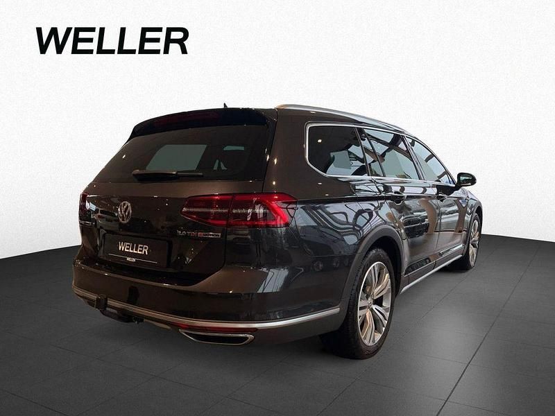 Gebraucht VW Passat Alltrack 190 PS (139 kW) 2017 Grau Kombi