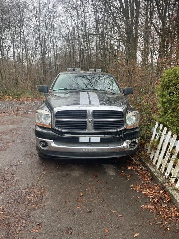 Schwarz Gebraucht 2005 Dodge Ram Abholung | 8.799 € (Fairer Preis) - Bild 1/4