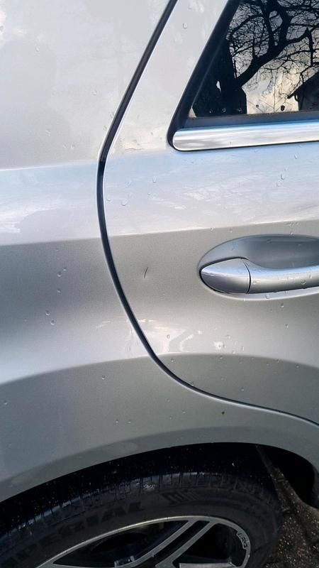 Gebraucht Mercedes ML320 224 PS (164 kW) 2008 Silber SUV