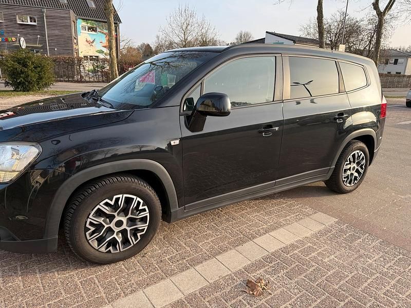 Gebraucht Chevrolet Orlando 163 PS (119 kW) 2012 Schwarz Van / Kleinbus