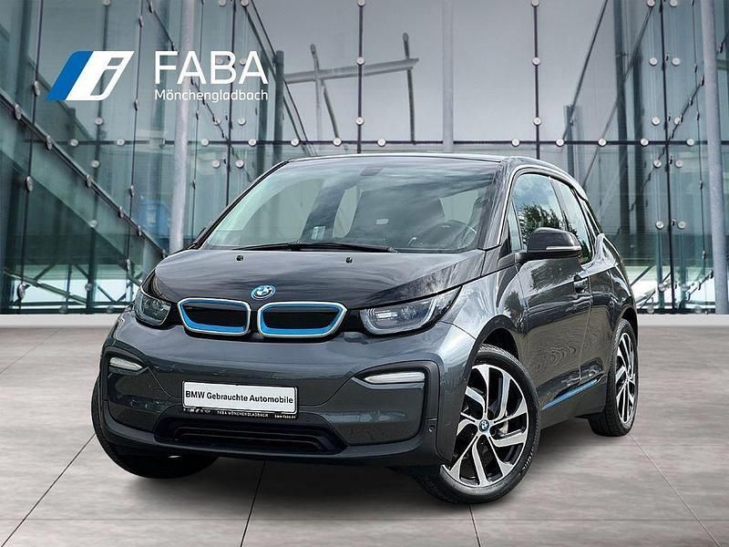 Grau Gebraucht 2021 BMW i3 Comfort Edition Kleinwagen | 21.990 € (Fairer Preis) - Bild 1/4